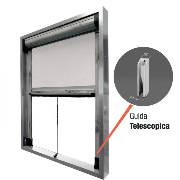 Zanzariere a scorrimento verticale con guide telescopiche