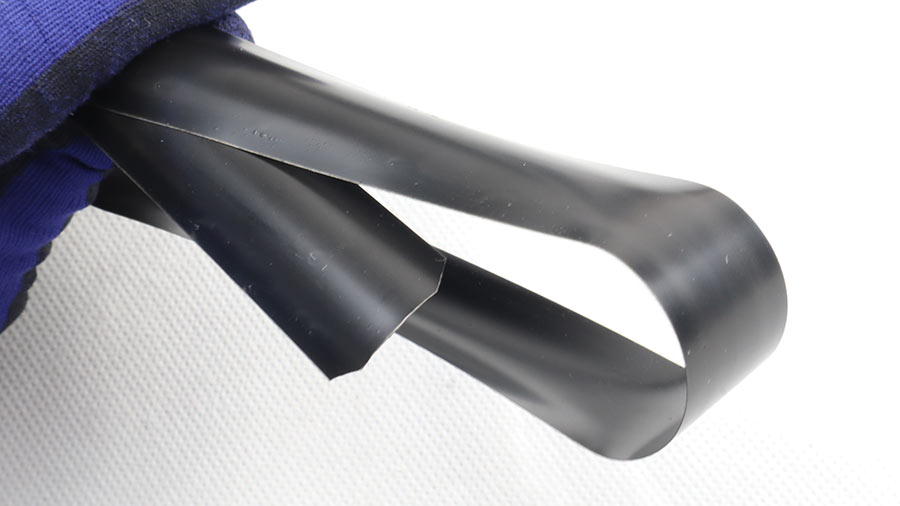 Flessometro nero robusto in acciaio Inox per zanzariere a carrarmato